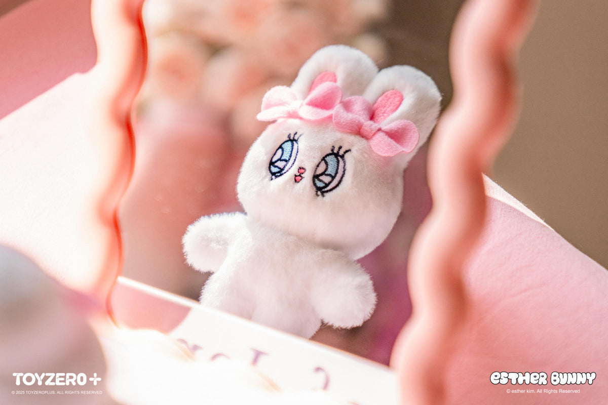 Esther Bunny - Hand in Hand with Friends Magnet Plush Keychain (Cream